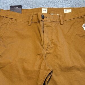 GAP Men's Tan Chinos